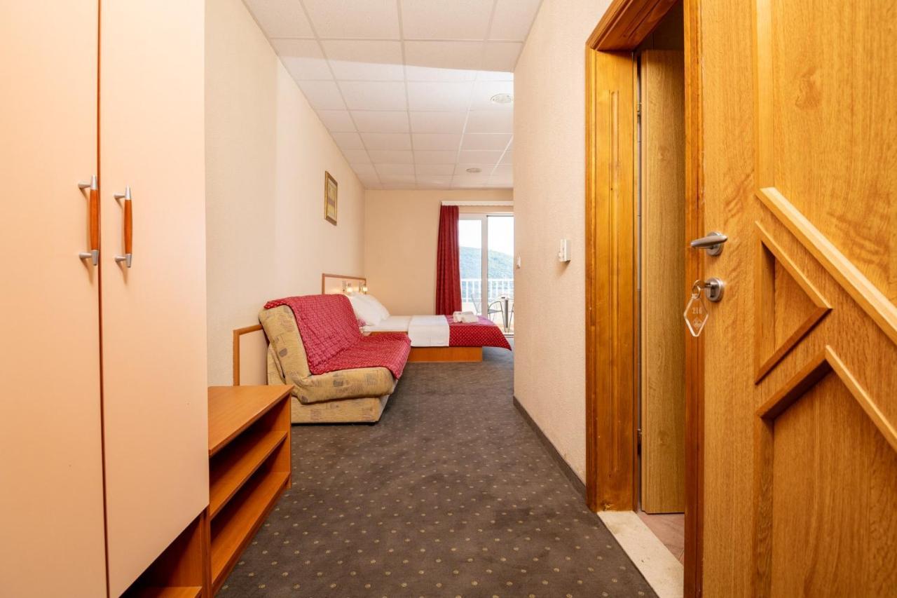 Hotel Luna Neum Ngoại thất bức ảnh