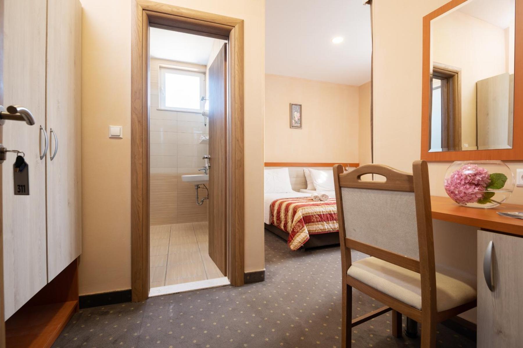 Hotel Luna Neum Phòng bức ảnh